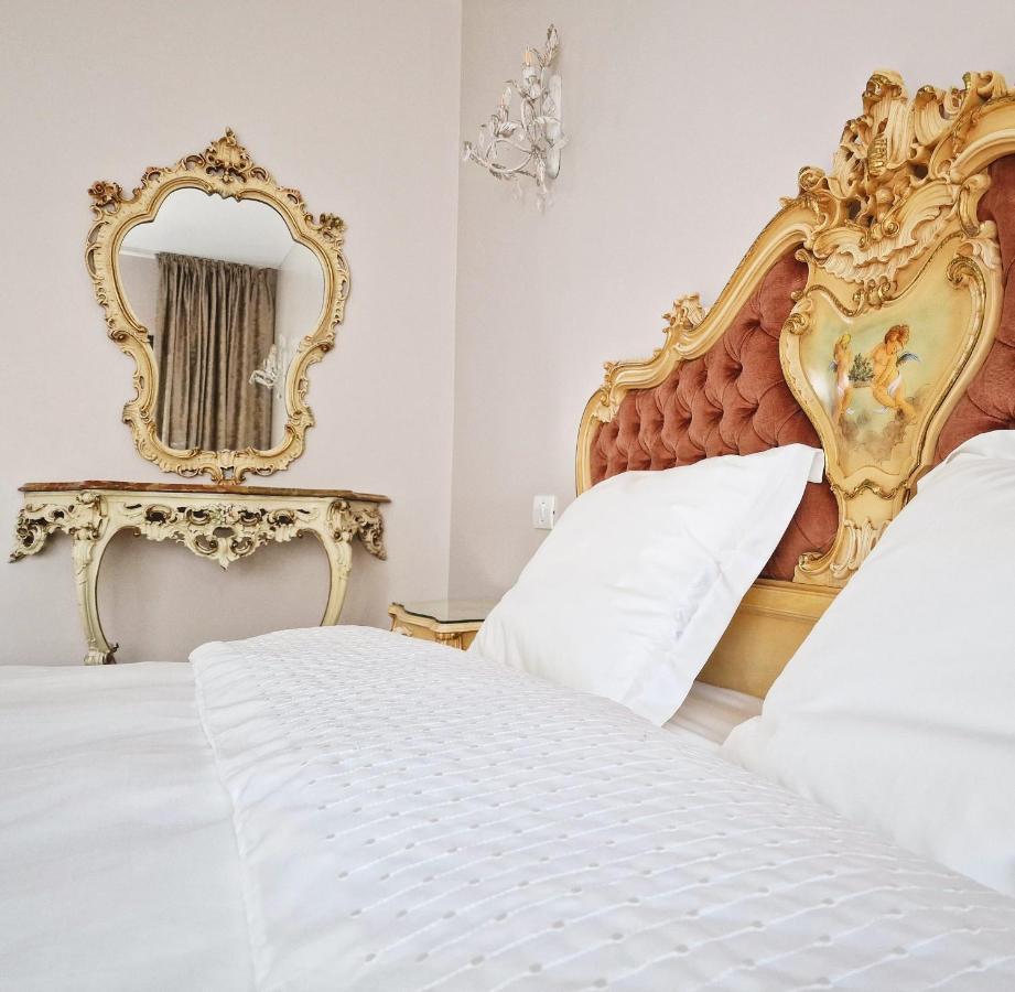 Amor Tirol Busteni (Adults Only) 外观 照片